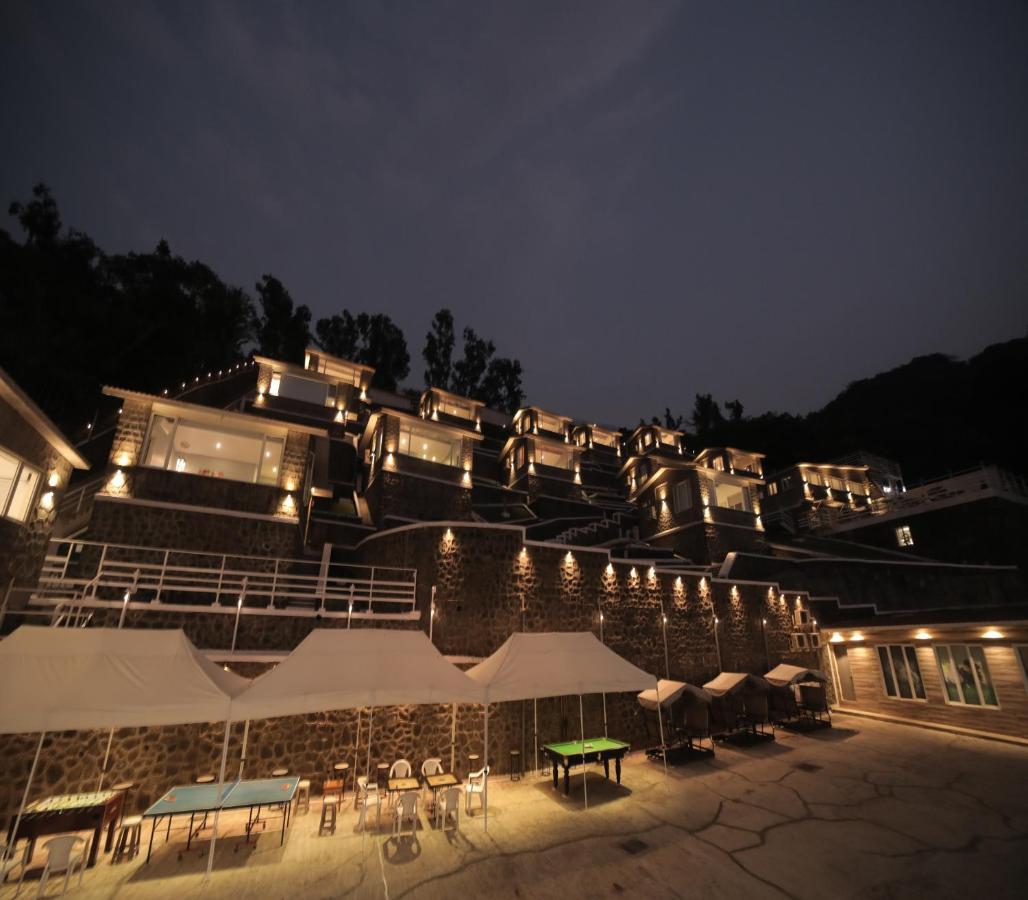 360 South, Khandala Lonavla Exterior foto
